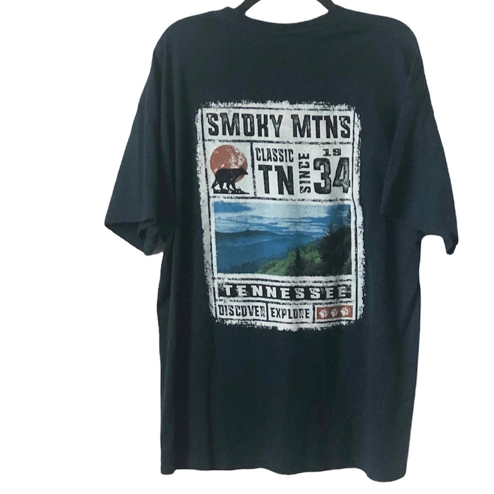 Gildan Mens dark blue Smoky Mountain Tennessee shortsleeve Crewneck shirt Sz XL
